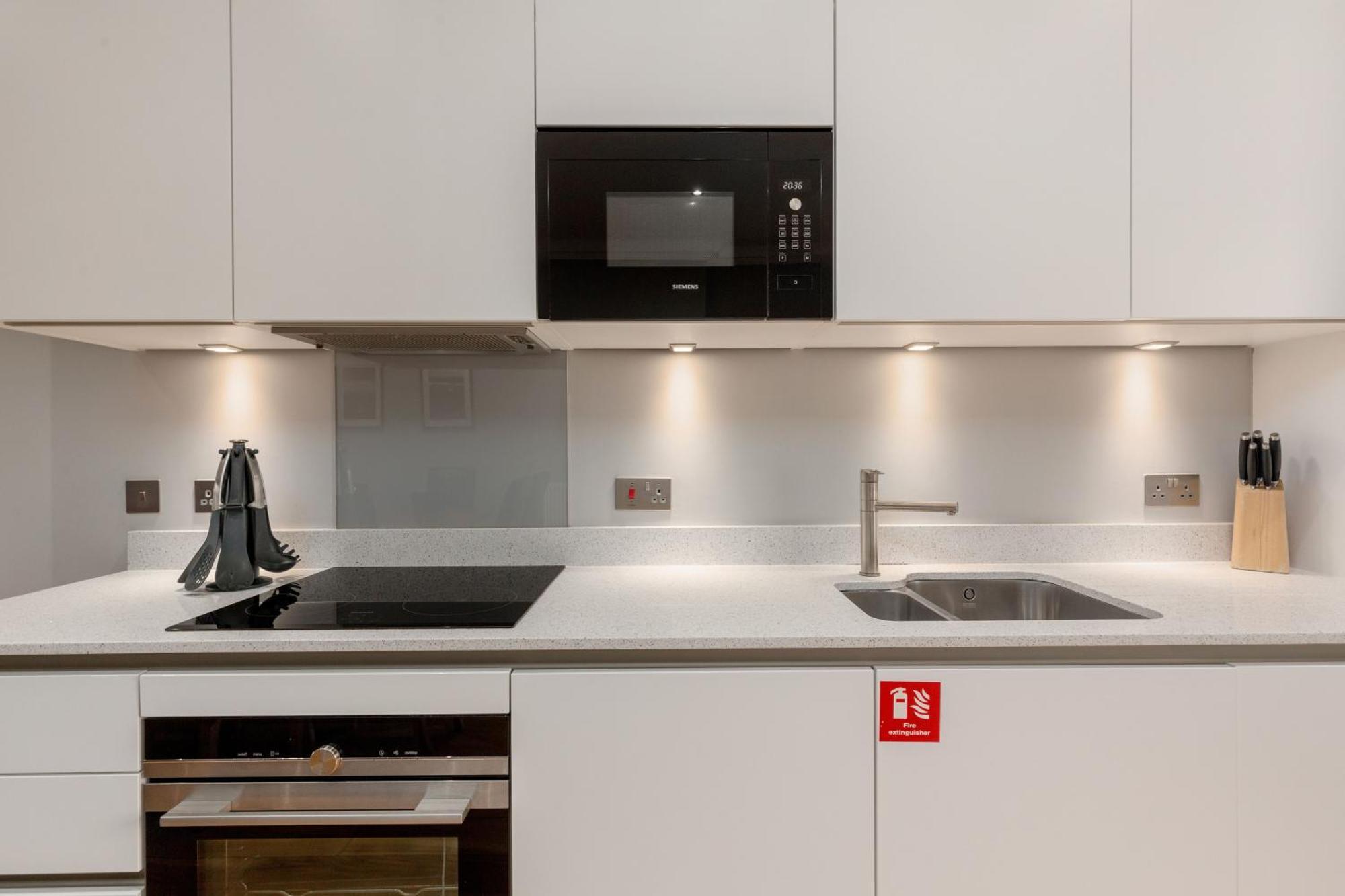 Destiny Scotland - Princes Street Residence EDI Exterior foto