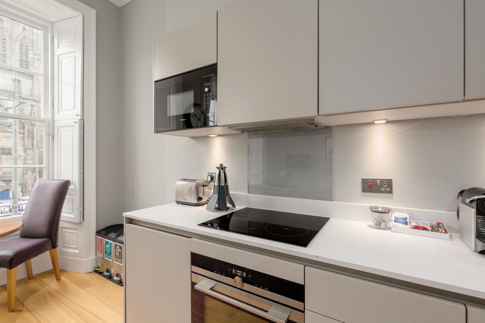 Destiny Scotland - Princes Street Residence EDI Exterior foto